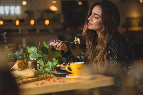 Mindful eating aneb jak jíst všímavě a s radostí