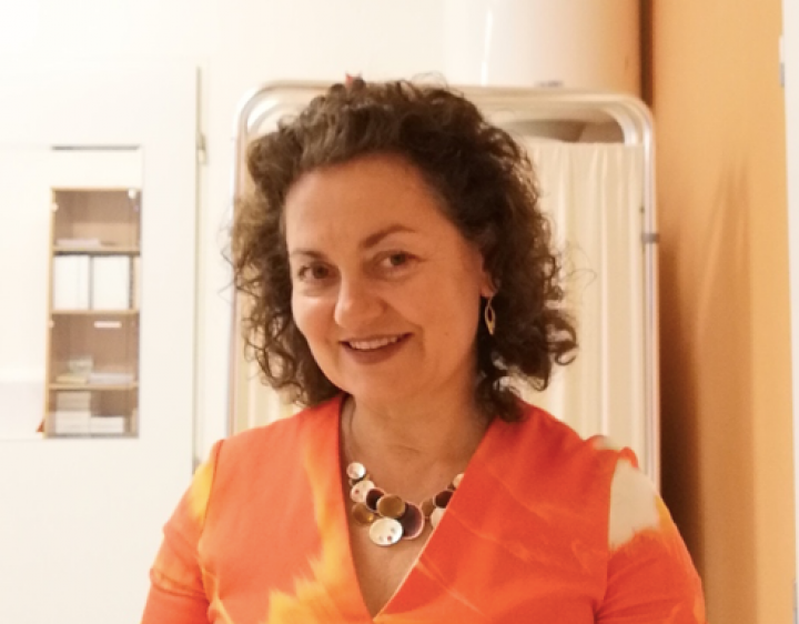Obezitoložka Klaudia Hálová Karoliová: „Obezita naštěstí není nemoc, která by se nedala léčit. Stačí udělat trvalé rozhodnutí a vyhledat odbornou pomoc, která spočívá v komplexním přístupu a posouzení vhodné terapie.“ Obezitoložka Klaudia Hálová Karoliová: „Obezita naštěstí není nemoc, která by se nedala léčit. Stačí udělat trvalé rozhodnutí a vyhledat odbornou pomoc, která spočívá v komplexním přístupu a posouzení vhodné terapie.“